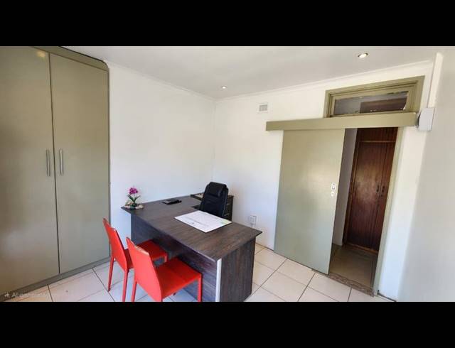 OFFICE PROPERTY TO RENT IN MALVERN